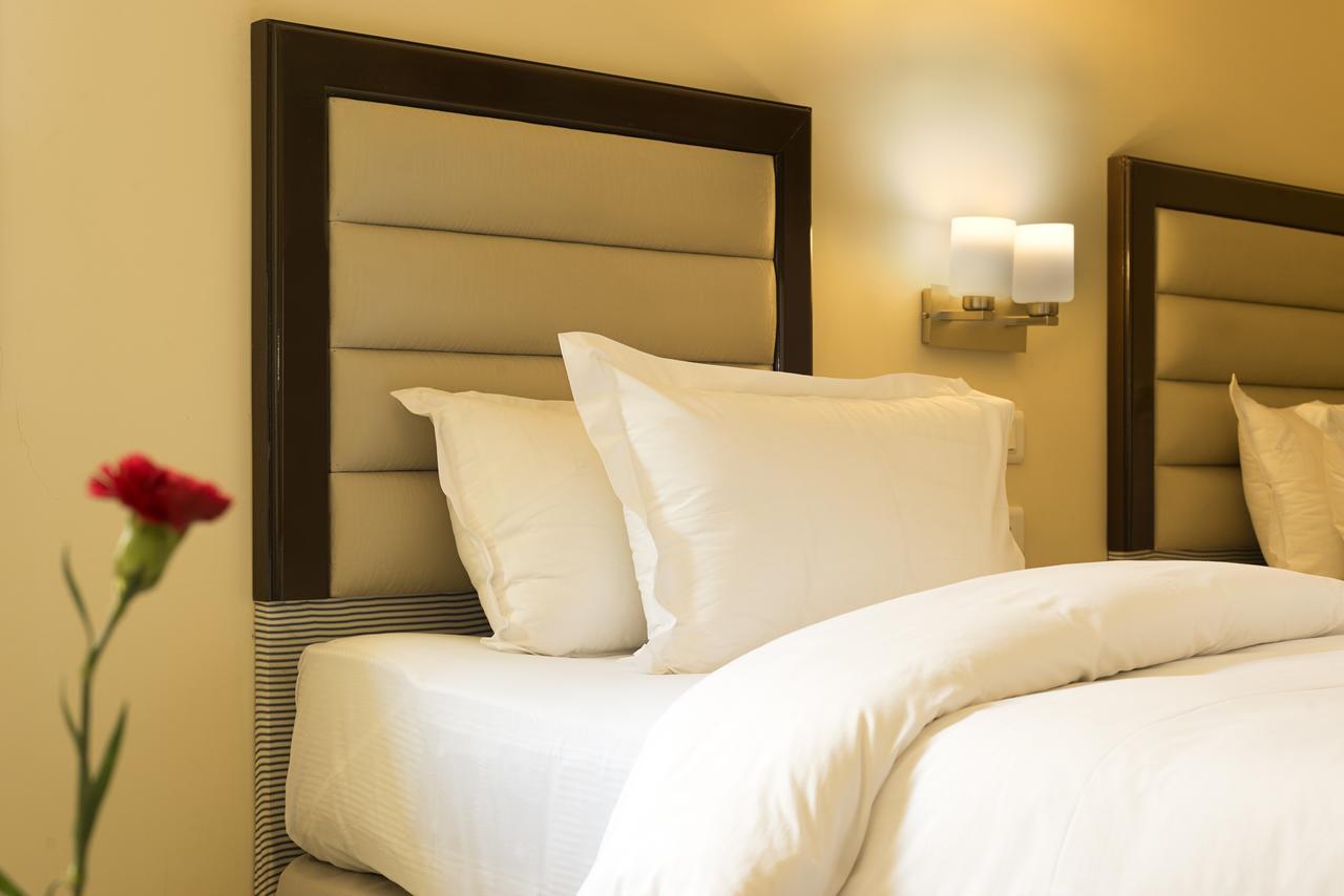Sunshine Hotel Raigarh Экстерьер фото
