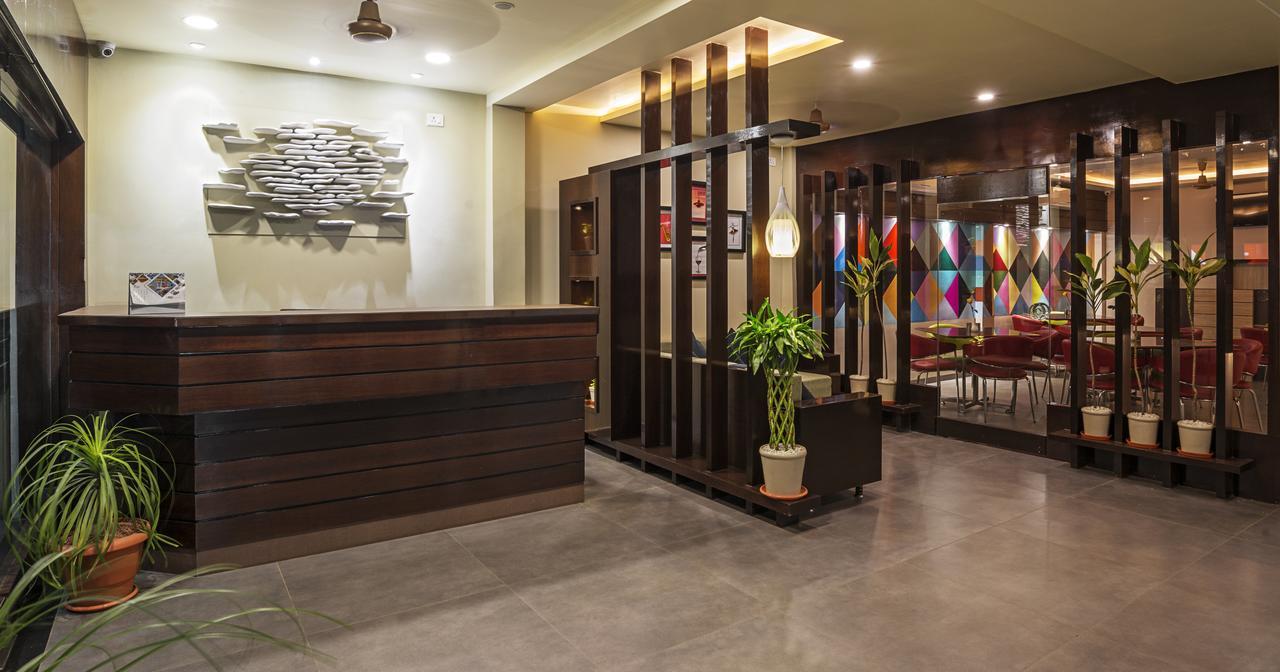 Sunshine Hotel Raigarh Экстерьер фото